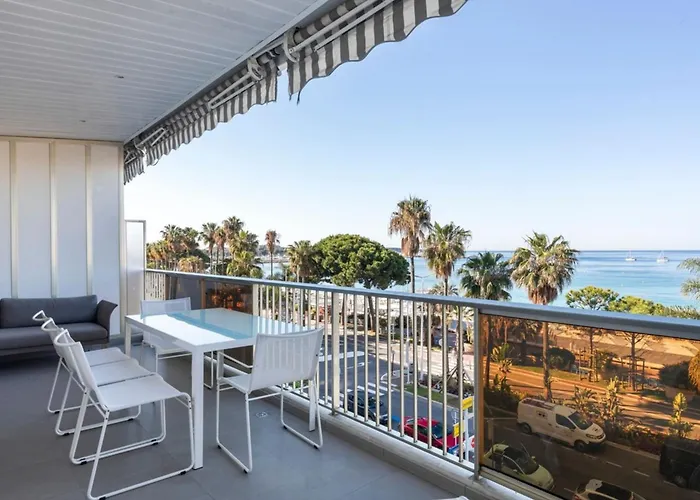 Appartamento Ref 1426 - Croisette - Sea View For Rent *